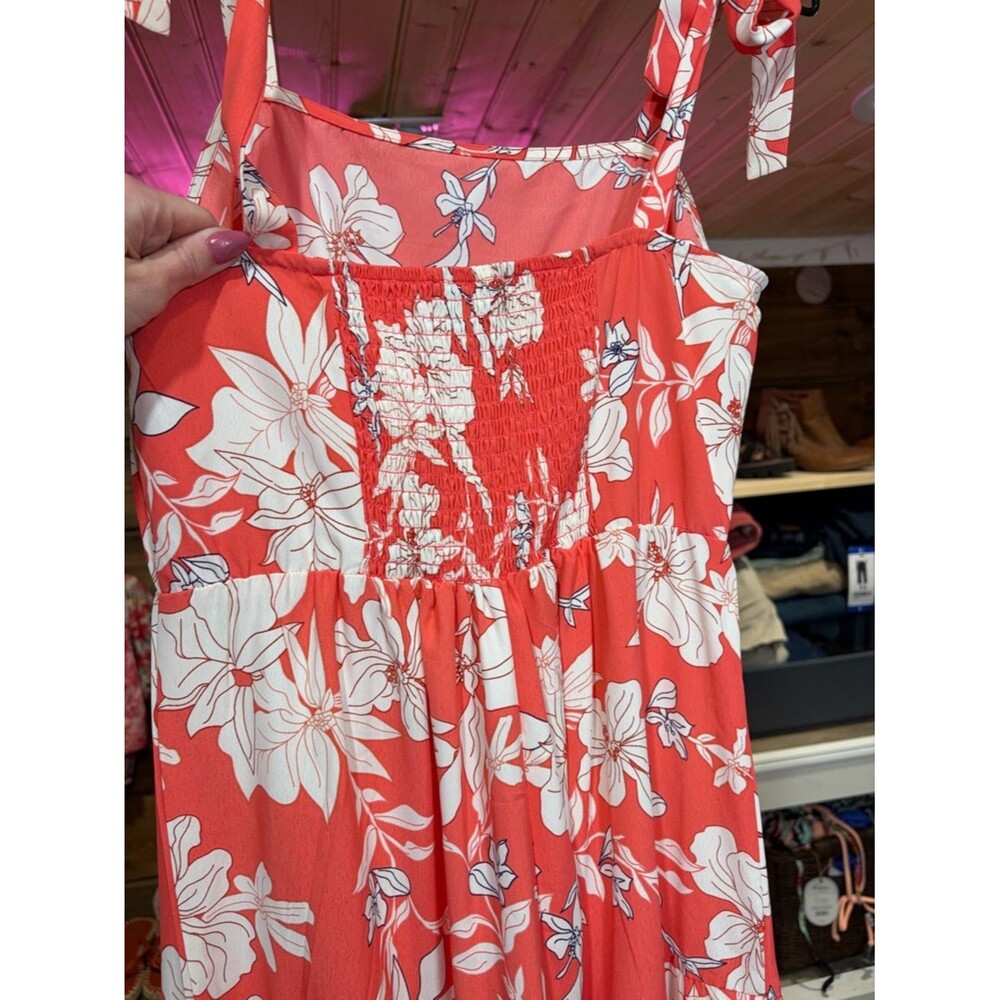 Floral pink and White Maxi Dress - Picture 6 of 13
